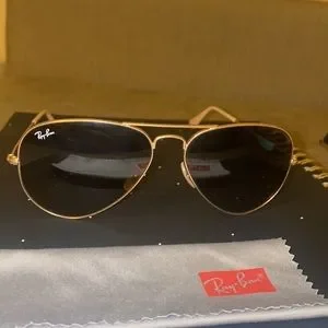 Ray-Ban | Accessories | Gently Used Ray Ban Womens  display picture 3